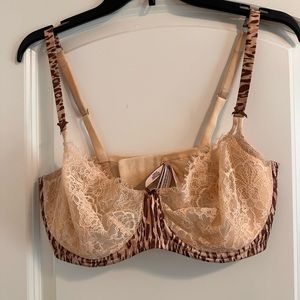 Victoria’s Secret unlined balconette bra